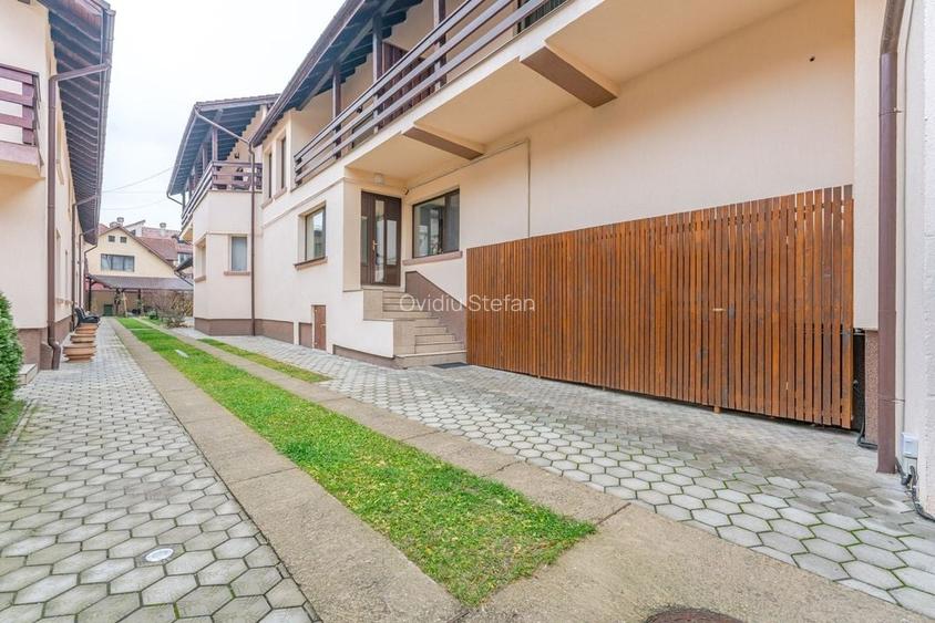 Pensiune Râșnov, 13 camere plus locuință proprietar, zonă Cetate