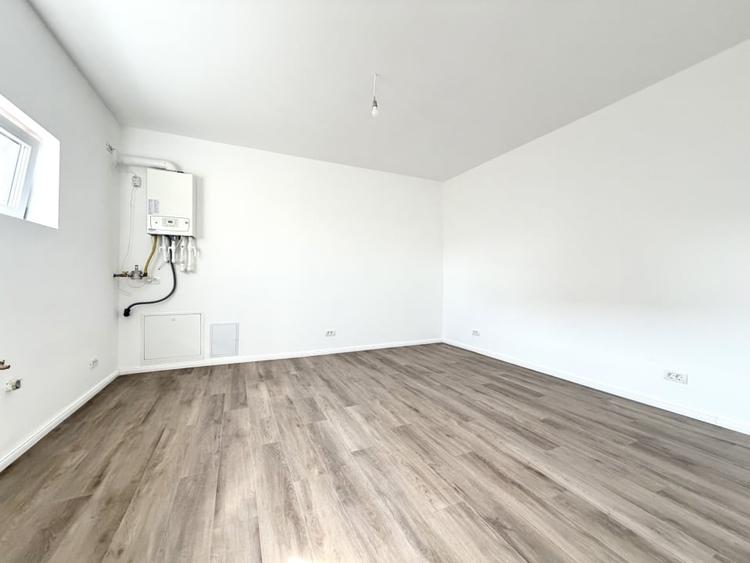 Duplex top, despartit prin garaj, 5 camere, 218 mp utili - Ghiroda - 6