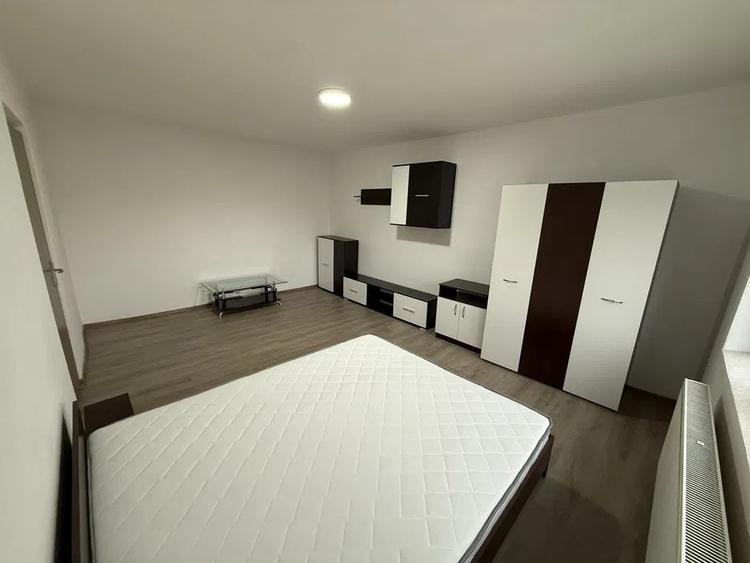 Apartament cu 1 camera, decomandat, zona Dacia - 2