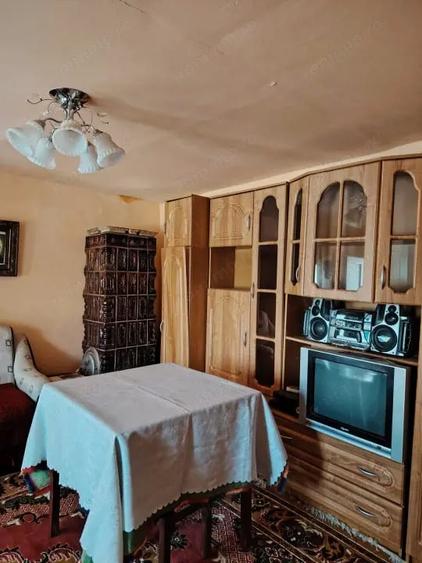 Se vinde casa cu anexe in Valea Calda - 3
