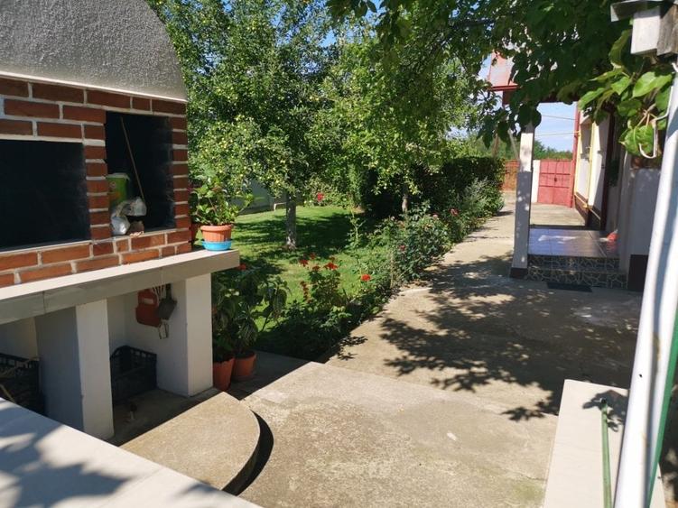 Imobil Mosoaia - Hintesti, 14 camere, teren 1.382mp - 29