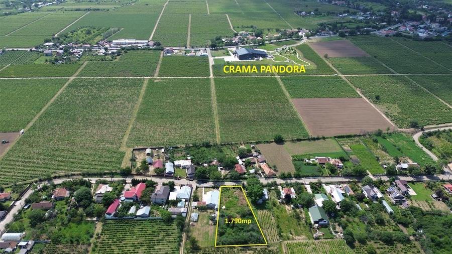 Teren intravilan de vanzarea in Valea Cotesti cu utilitati 1.790 mp - 2