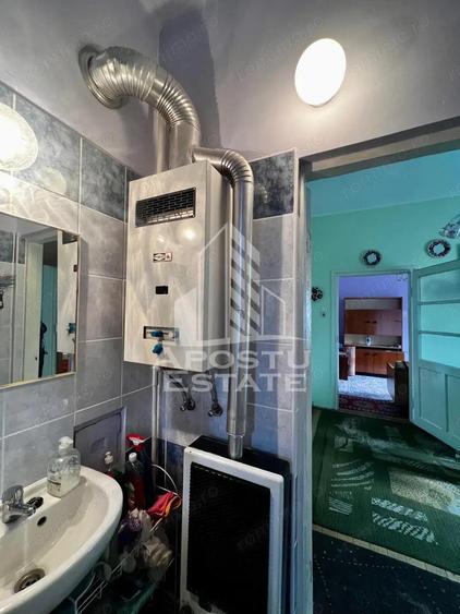 Casa cu 2 camere, 690mp in Battonya - 5