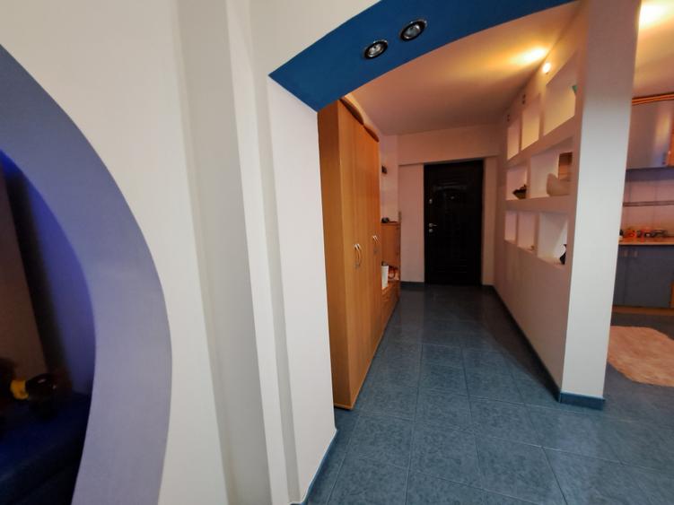 Ultracentral Târgoviște,  vânzare apartament 4camere/2balcoane - 8