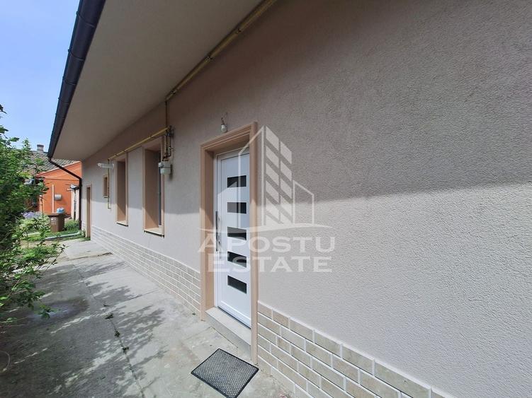 Apartament cu 2 camere decomandat în Intim