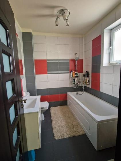 casa 115mp  4 camere / 3 bai P+1+M - 4