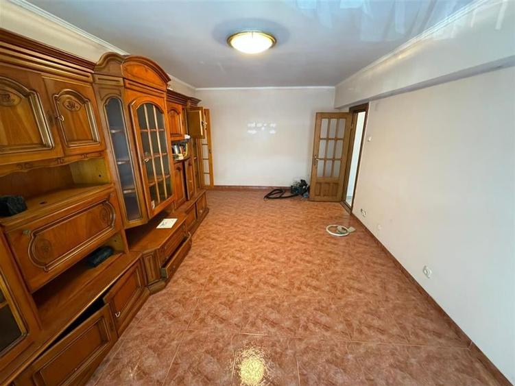 Apartament 3 camere , etaj 1, zona Brailei, suprafata totala 92mp - 5