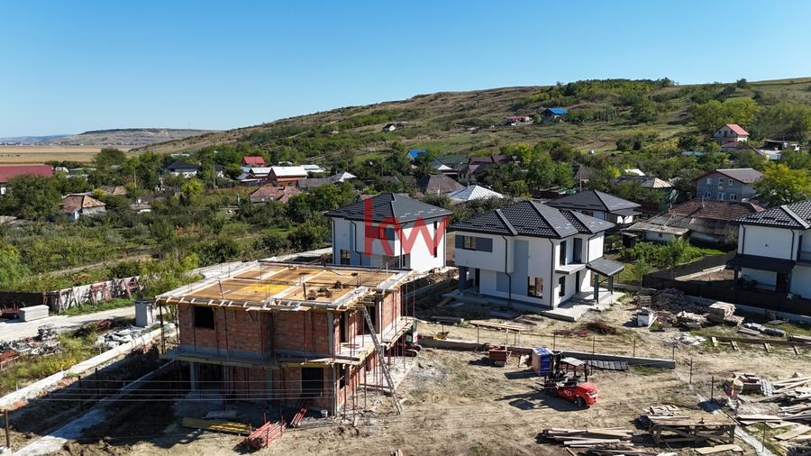 Vila Individuala P+M, 4 Camere, 2 Bai - Letcani, Banu - 15