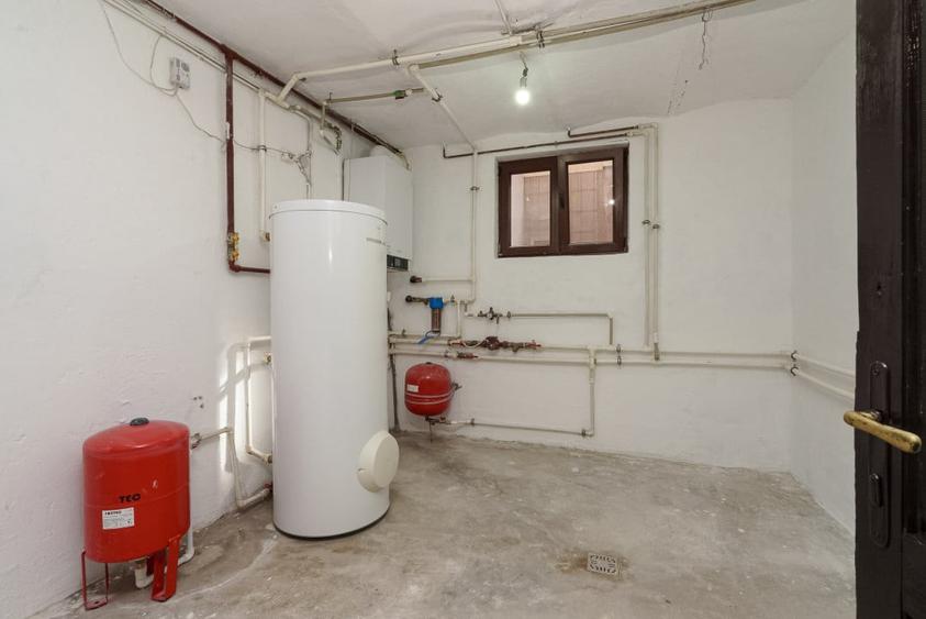 VILA INTERBELICA DE 550 MP-FOISORUL DE FOC - 13