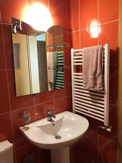 Garsoniera mare, in imobil nou, intrare Racadau - 5