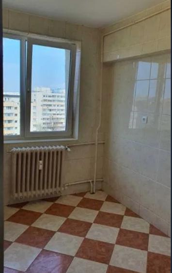 Mosilor metrou  Obor,bl.reabilitat,balcon,geam la baie,vedere mixta - 4