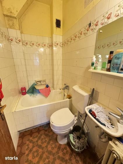 Apartament cu 5 camere, mobilat în Andrei Mureșanu