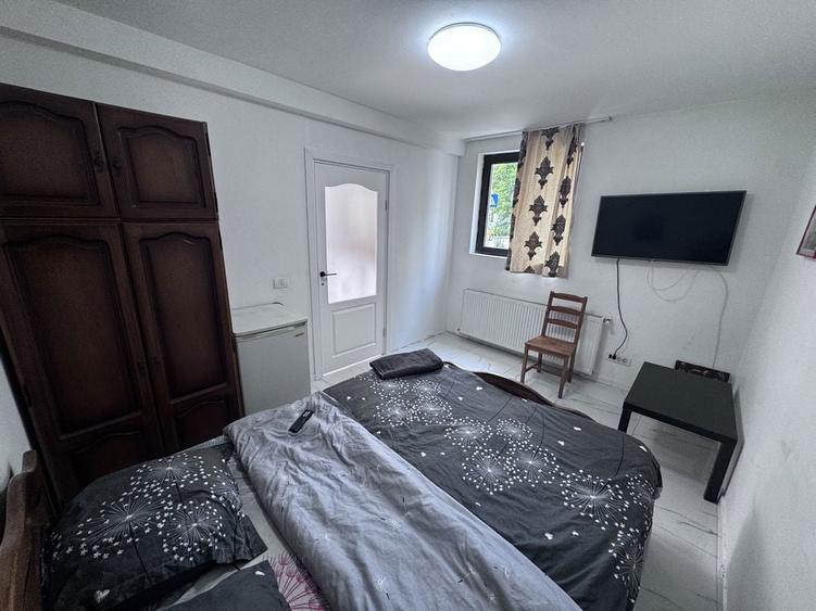 Vand Garsoniera in bloc nou 2020 - 2