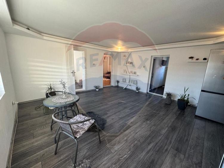 Casa / Vila cu 7 camere de vanzare in zona Central - 11