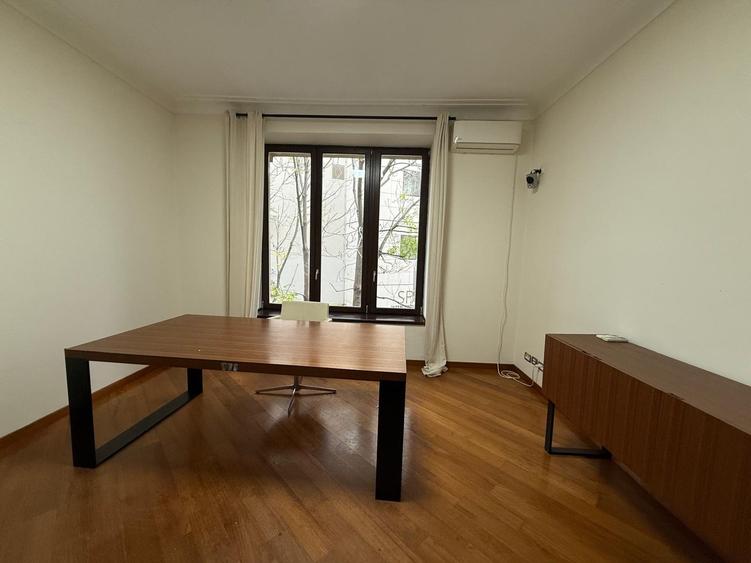 Spatiu de Birouri Calea Victoriei - 5 Camere - 7