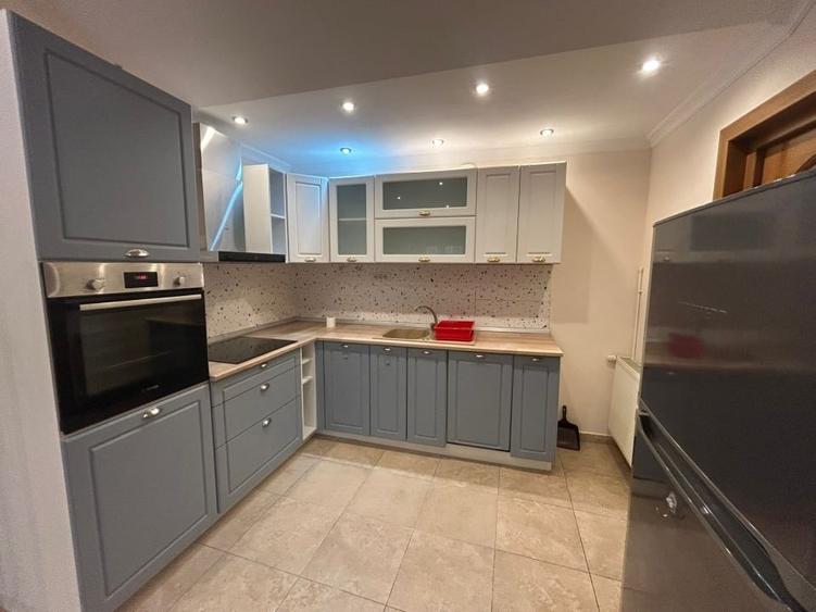 Apartament 4 camere spatios , zona Trocadero - 6