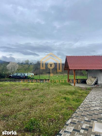 Casa moderna de vanzare in Petre?ti, teren generos, fotovoltaice - 2