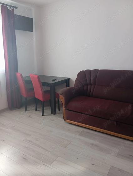 Inchiriez garsoniera Vasile Aaron 245 euro - 2