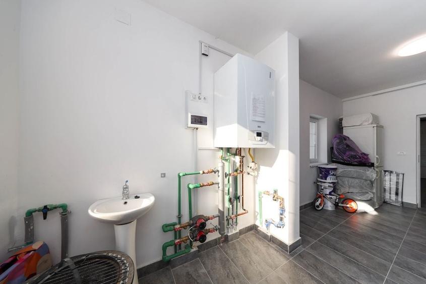 Casă ideală pentru familie &icirc;n Brașov, Bunloc - spațioasă, luminoasă, priveliște - 51