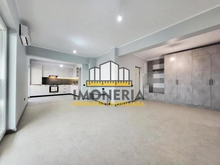 Apartament cu 3 camere semidecomandat în Theodor Pallady
