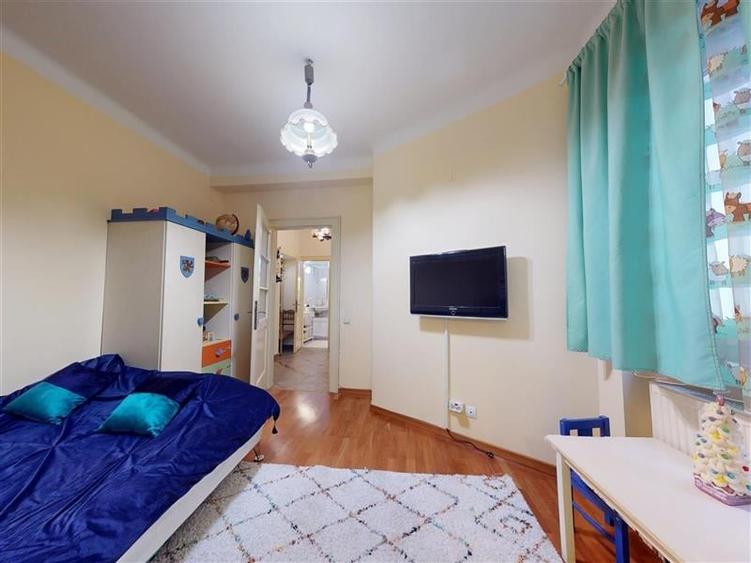 Tur LIVE! Proprietate regim special, Central, Brasov - 13