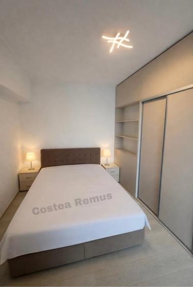 Studio compartimentat,dormitor separat,parcare subterana, view lac,Solid Butoaie - 2