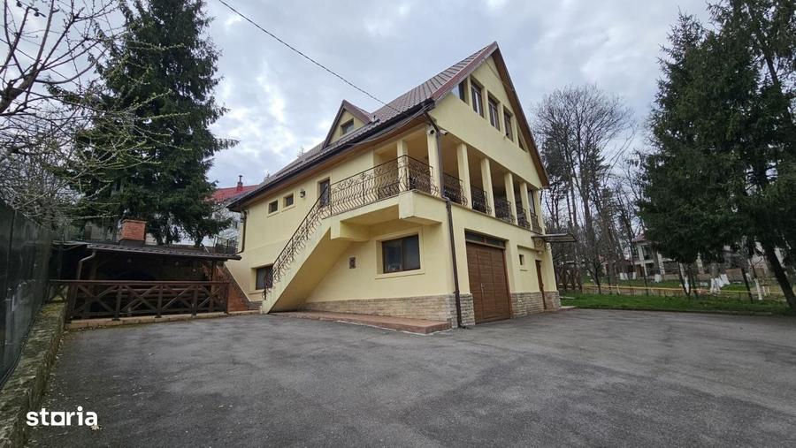 Casă cu 4 camere în Sticlăria