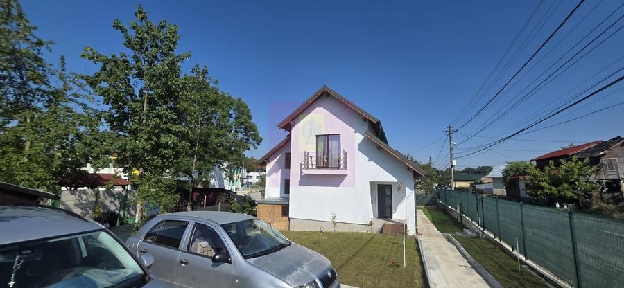 Casă individuală cu 4 camere cu Canalizare în Central