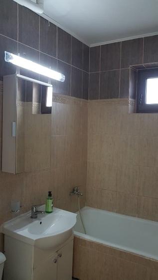 Apartament cu 2 camere decomandat, mobilat în Tomis Nord