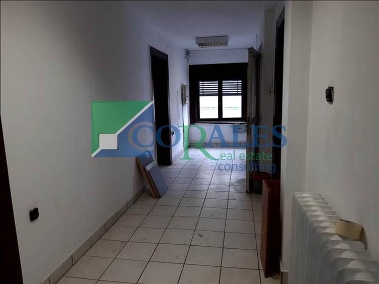 Casă individuală cu 4 camere cu Canalizare în Girocului