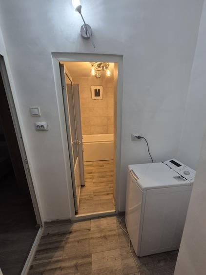 Apartament cu 2 camere decomandat în C5