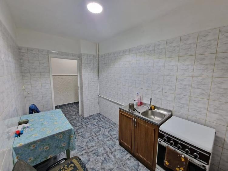 Apartament cu 2 camere decomandat în Astra — fotografia 1