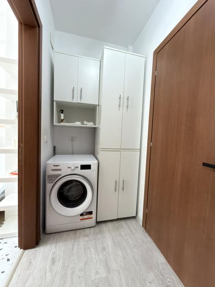 Apartament cu 2 camere semidecomandat, mobilat în Torontalului