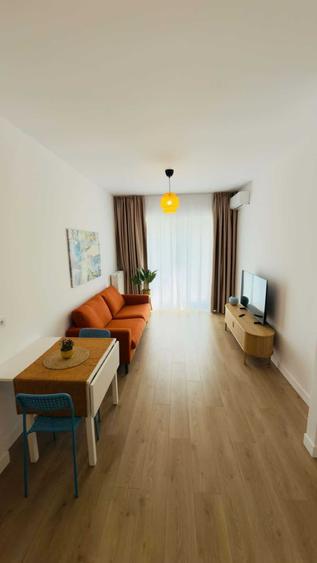 Apartament cu 2 camere semidecomandat în Central