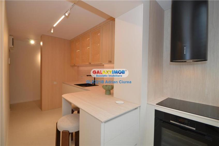 Apartament cu 2 camere semidecomandat, mobilat în Unirii