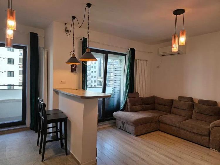 Apartament cu 3 camere decomandat în Lujerului