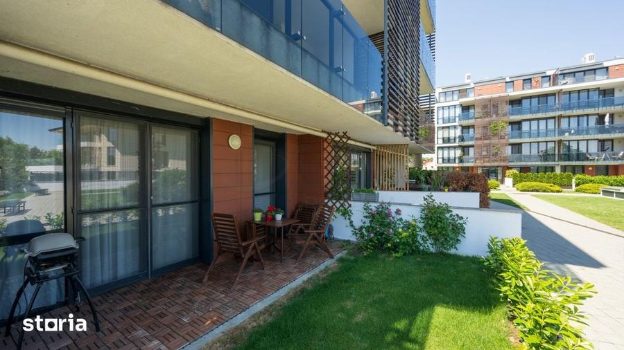 Apartament spatios Sisesti cu vedere la Lac - 10