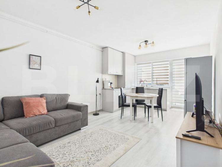 Apartament cu 2 camere decomandat în Sânpetru