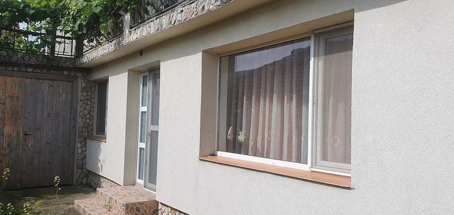 Vila in 2 Mai 7 camere - 3