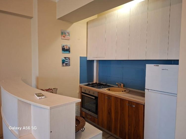 Apartament cu 2 camere decomandat, mobilat în Tomis Nord