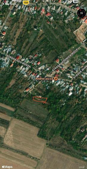 Teren de 2018 mp, în Central