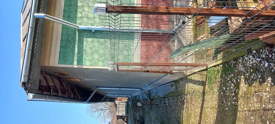 Casă cu Teren 1982 Mp în Valea Popii