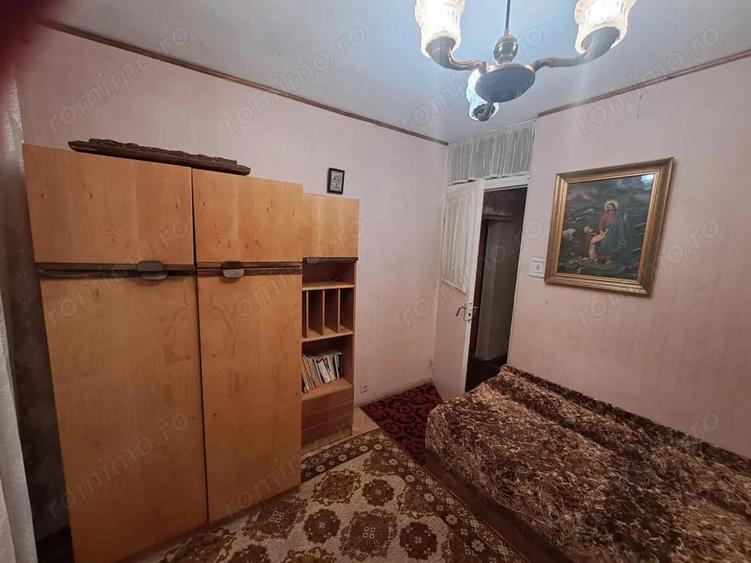 3 camere DECOMANDAT etaj 1 zona Bucovina cu 2 bai si 2 balcoane langa parcul Bucovina ... 72 mp - 5