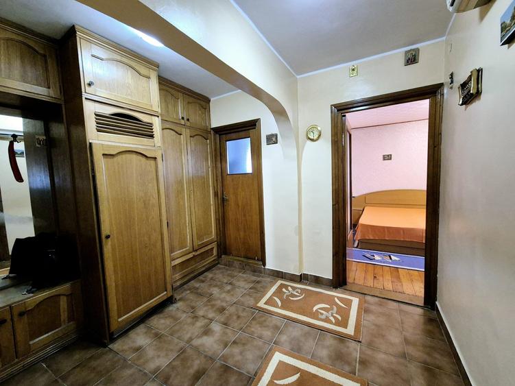 Casa de Cultura  - apartament 2 camere decomandate - 12