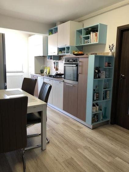 Apartament 2 camere + pod propriu Zona Soarelui - 7