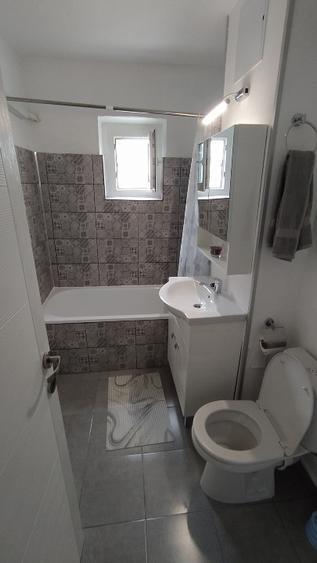 Ap de inchiriat central H-uri  - 2