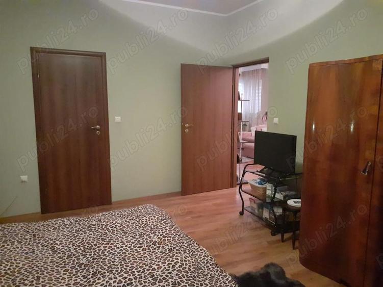 Vanzare Casa din caramida, supr. totala este de 387.mp., supr. const.121mp., str. Garii cu M. Bravu - 1