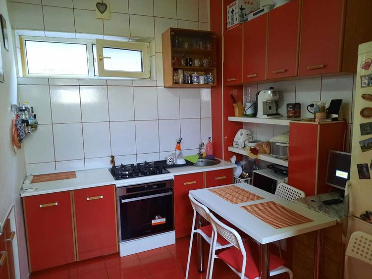 Spatiu Comercial / Sediu Firma Bld. 1 Decembrie 1918 - 5