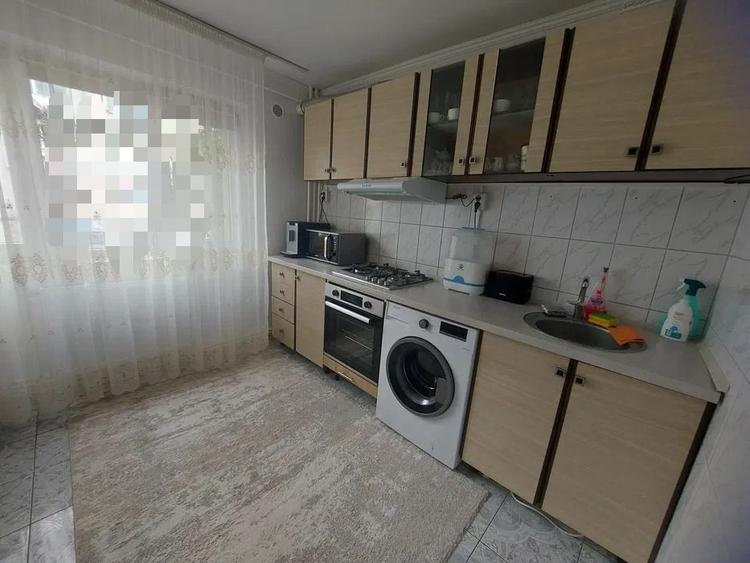 Garsonieră decomandată, mobilată în Podu Roș - 2