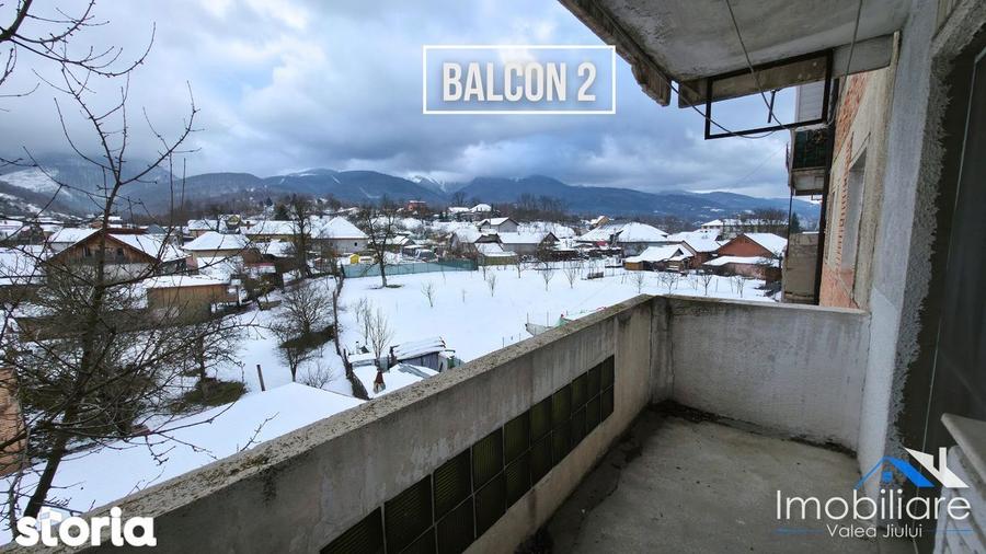 Apartament spa?ios 3 camere Vulcan, Zona Dinca | 75 mp | Etaj 3 - 5